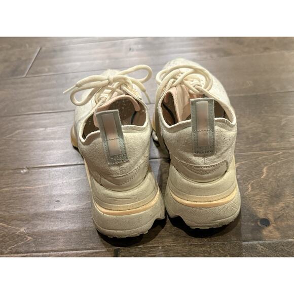 Nike Womens Pale Ivory Air Zoom Type Lifestyle Running Shoes Size 6.5 CZ1151-101 - Picture 4 of 9